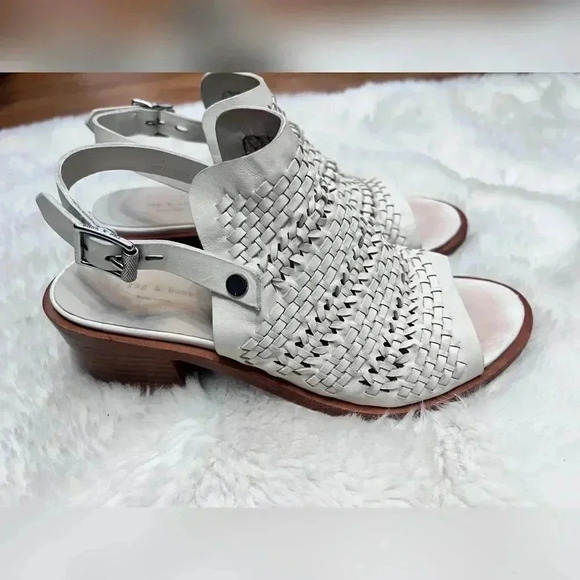 Rag & Bone Wyatt Mid
Heel Sandal In Ivory Woven - Picture 3 of 9